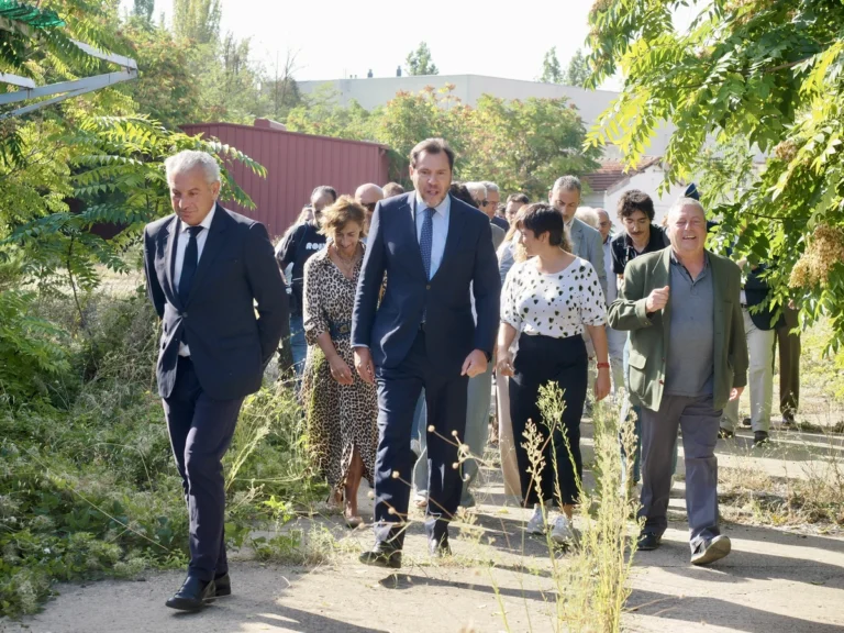 Paseo por el interior de los cuarteles